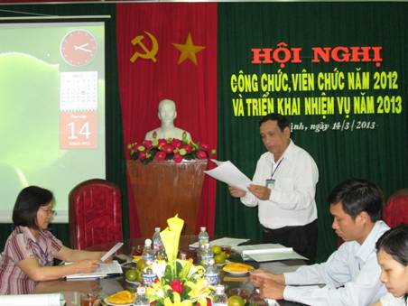 Hội nghị cán bộ, công chức, viên chức năm 2012 và triển khai nhiệm vụ công tác năm 2013 của Chi cục Văn thư - Lưu trữ tỉnh Bình Định