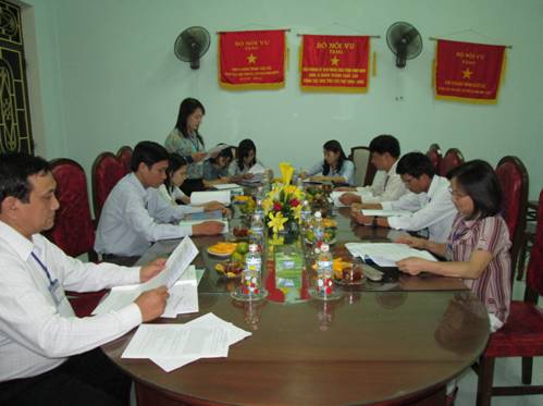 Hội nghị cán bộ, công chức, viên chức năm 2012 và triển khai nhiệm vụ công tác năm 2013 của Chi cục Văn thư - Lưu trữ tỉnh Bình Định